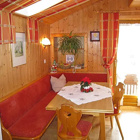 Gaestehaus Steiner Lejlighedshotel Tröpolach