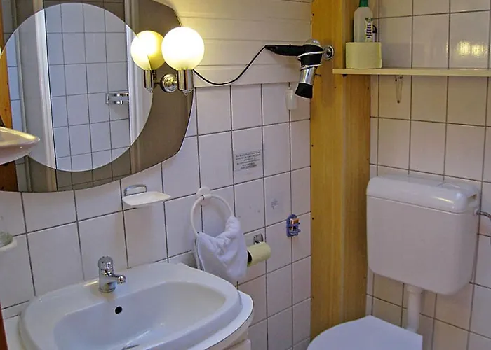 Gastehaus Steiner Aparthotel Tropolach