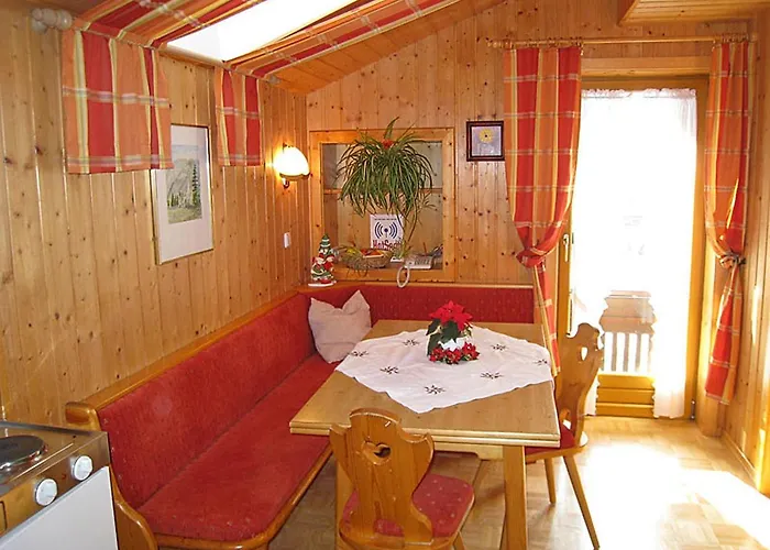 Gaestehaus Steiner Apartmanhotel Tröpolach