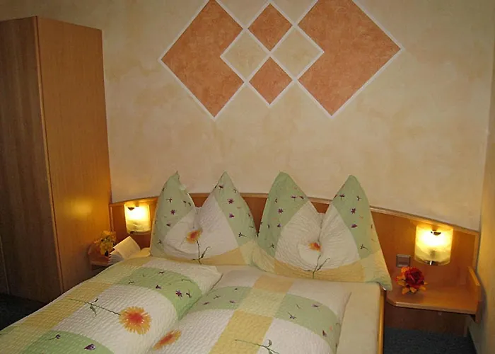 Gastehaus Steiner Tropolach